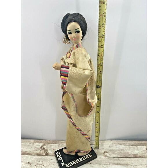Vintage Large GEISHA GIRL In Hanbok Handmade Asian Art Sculpture Statue 20" - Picture 4 of 12